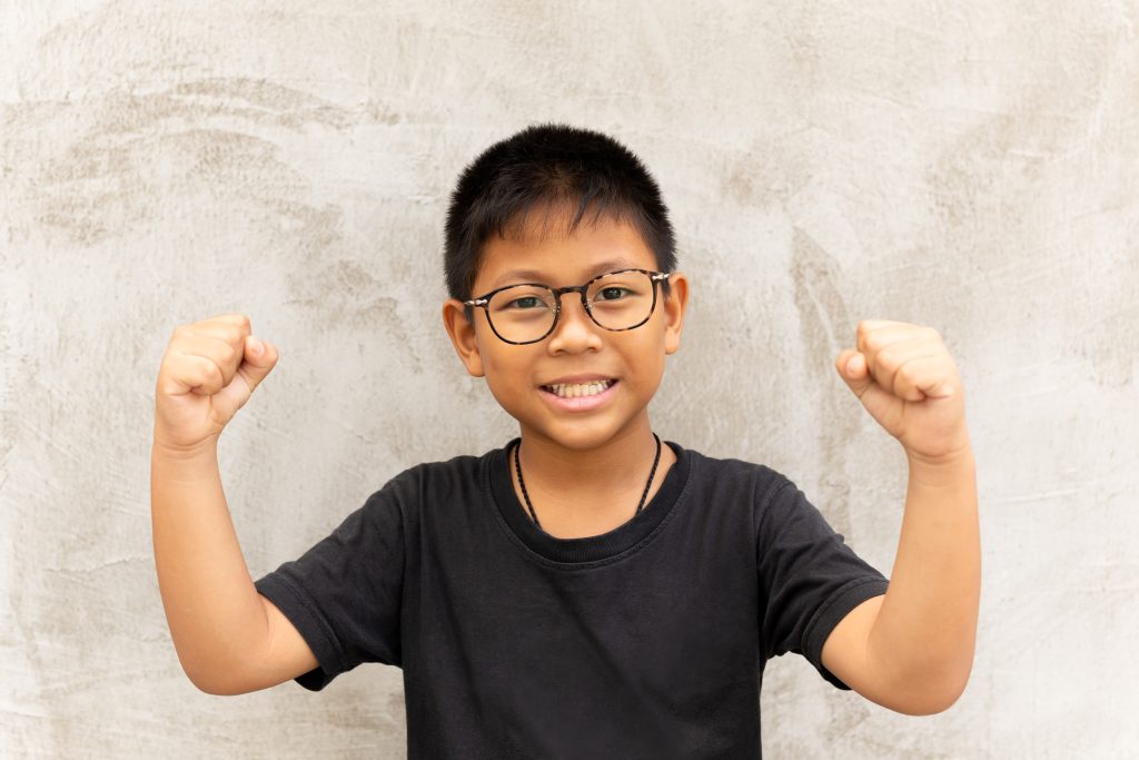 How to raise confident kids: 5 expert-backed tips that actually work