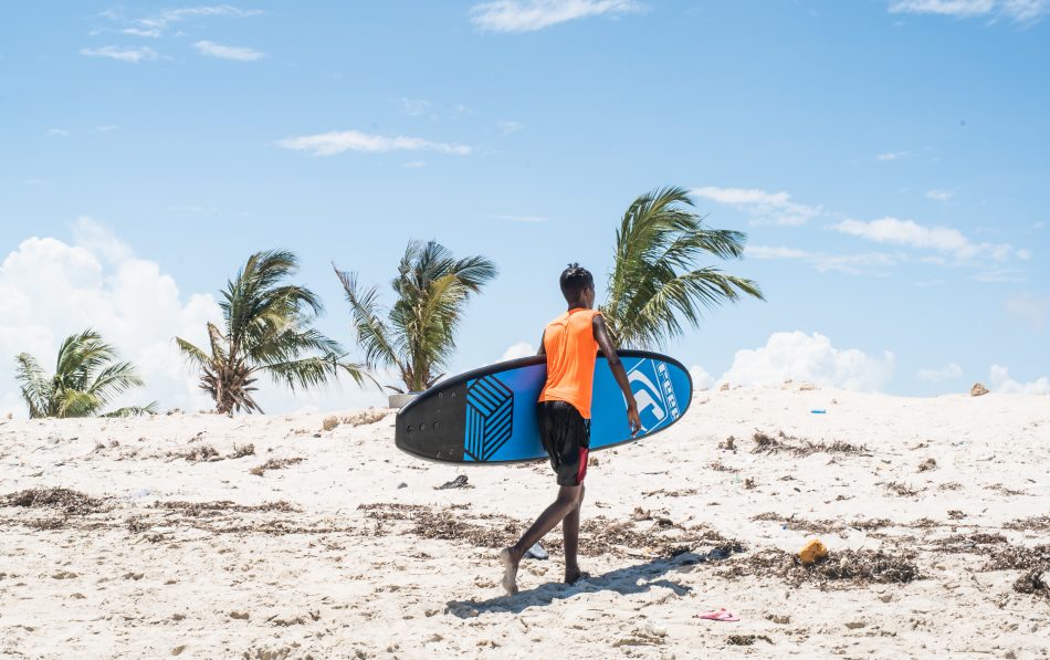 Somalis are turning to surfing
