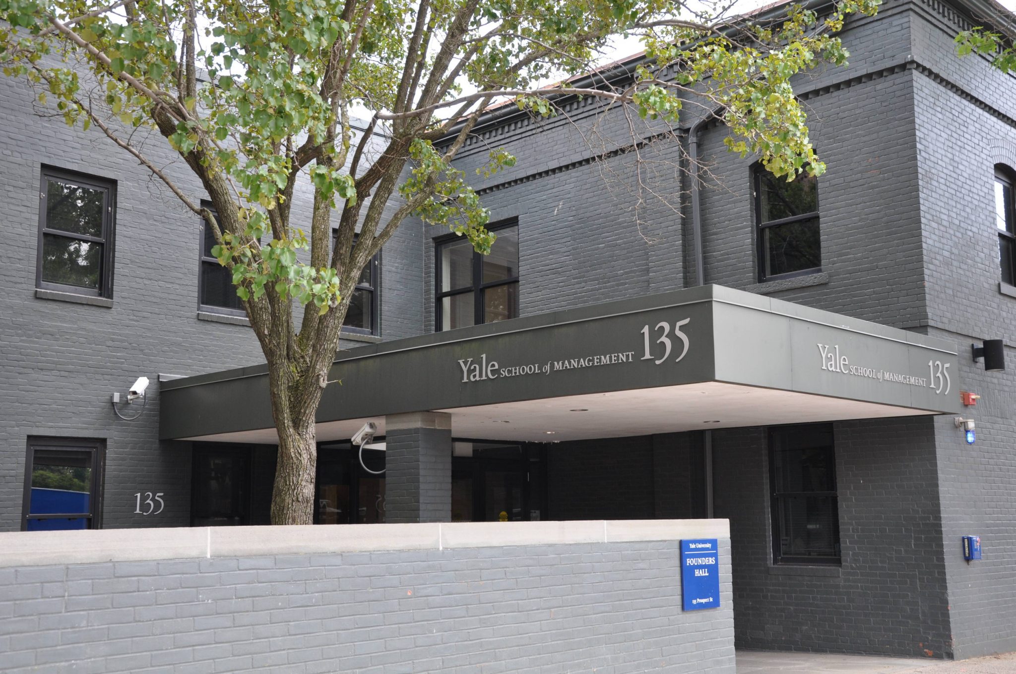 Yale will offer free tuition t