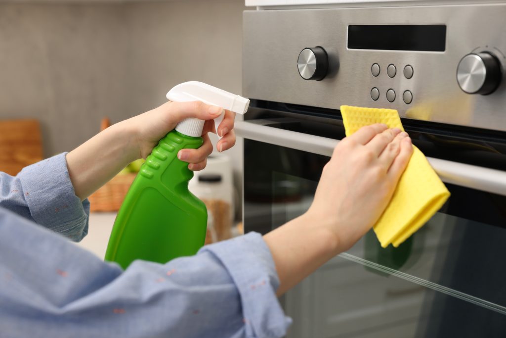 5 simple morning habits minimalists swear by to keep their homes clutter-free