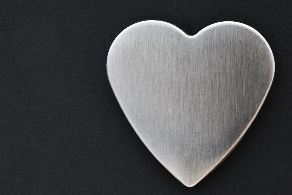 Australian man survives 100 days with artificial heart in groundbreaking success