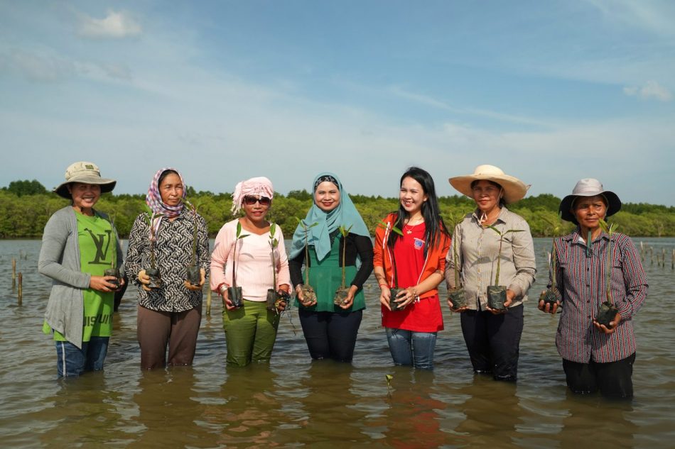 ActionAid helps women in coast