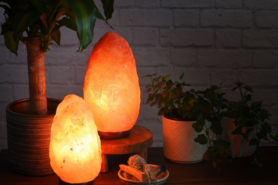 Himalayan salt lamps can boost mood, improve sleep, ease allergies, reduce anxiety and clean the air.