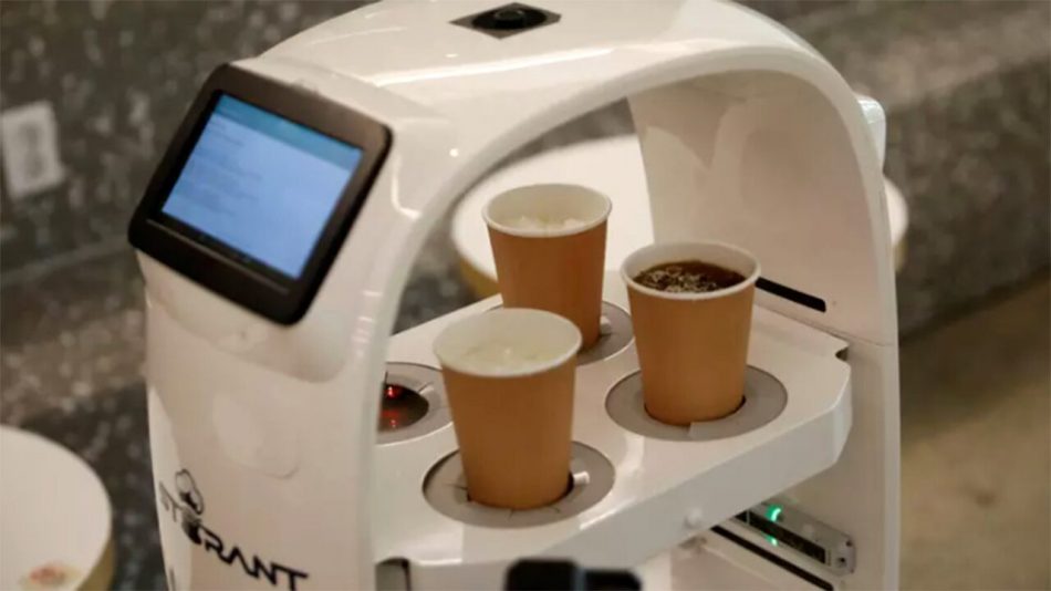 Robot barista helps cafe in So