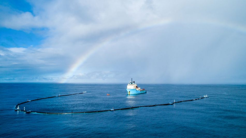 The Ocean Cleanup deploys larg
