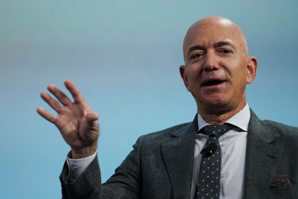 Jeff Bezos to donate $10 billi