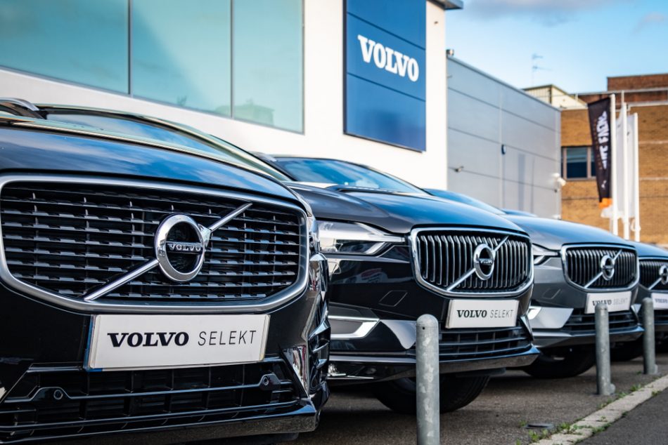Volvo joins the movement to go