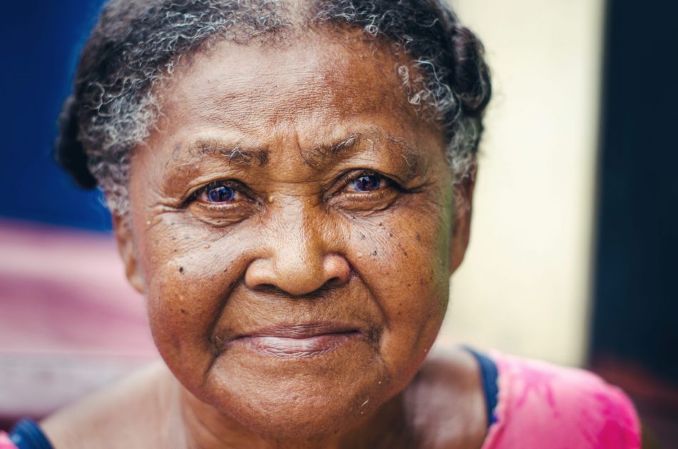 Elderly Kenyan women learn to 