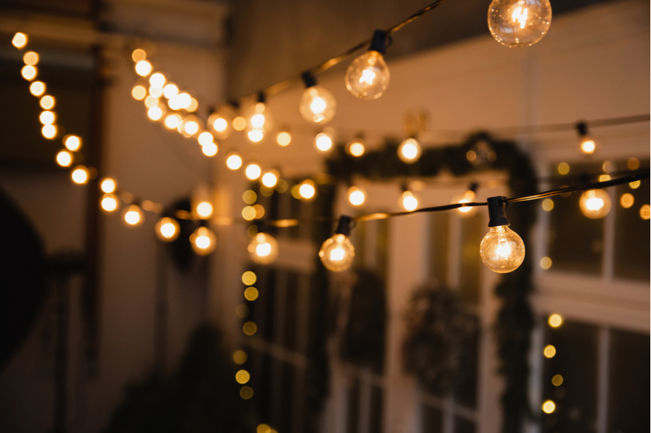 Lightbulbs hanging in the form of a garland on wires