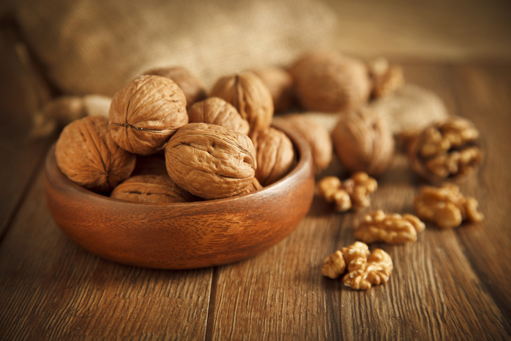 How walnuts benefit your gut b