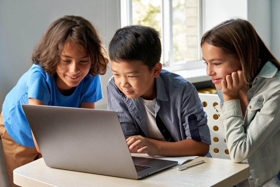 Kids learning happily online