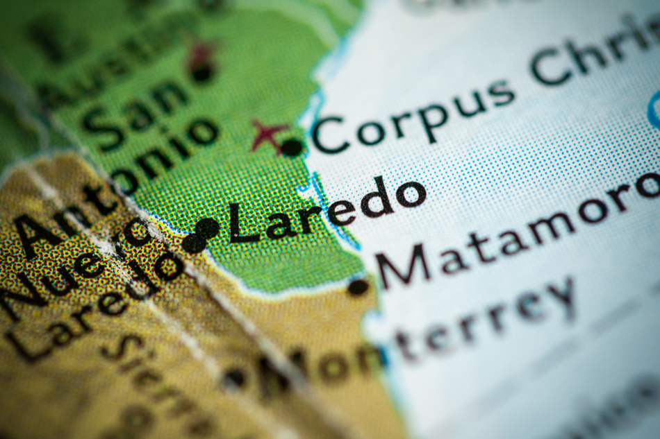 Nuevo Laredo and Laredo city on a map