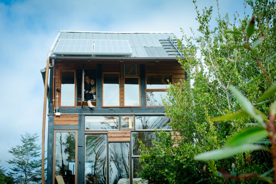 Want to live off the grid? Zer